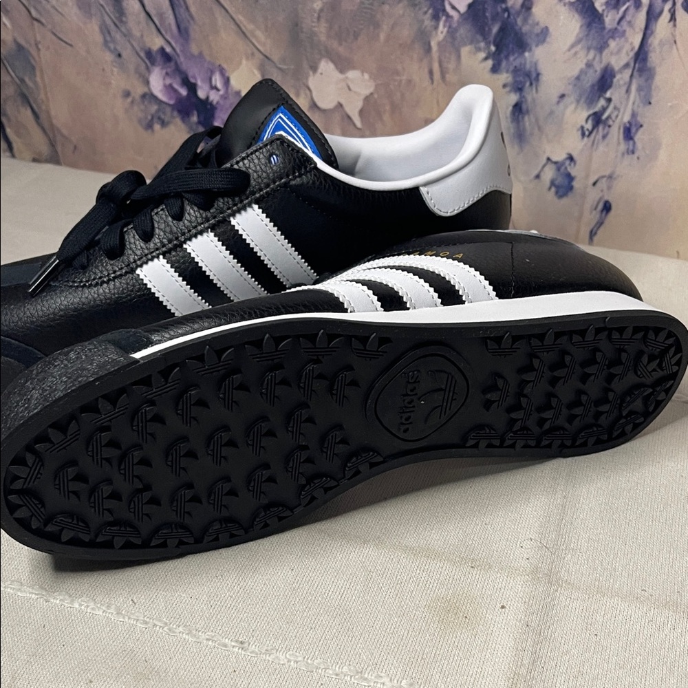 Adidas Samoa Black and White Sneakers - Picture 10 of 10